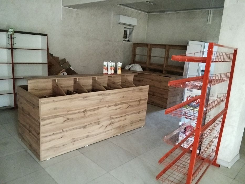 Продам ветринный холодильник