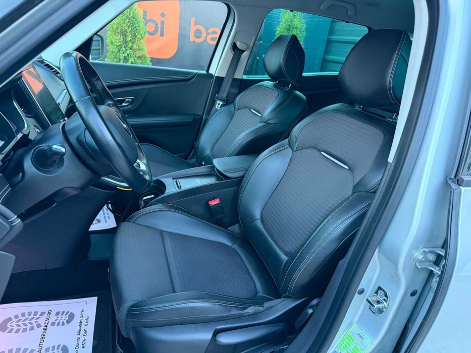 Renault Grand Scenic/ 7 Locuri/ Rate