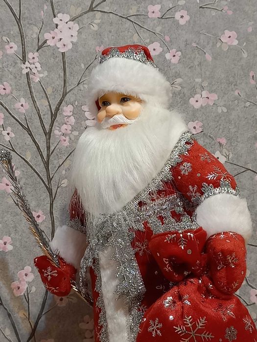 Дед Мороз под ёлку