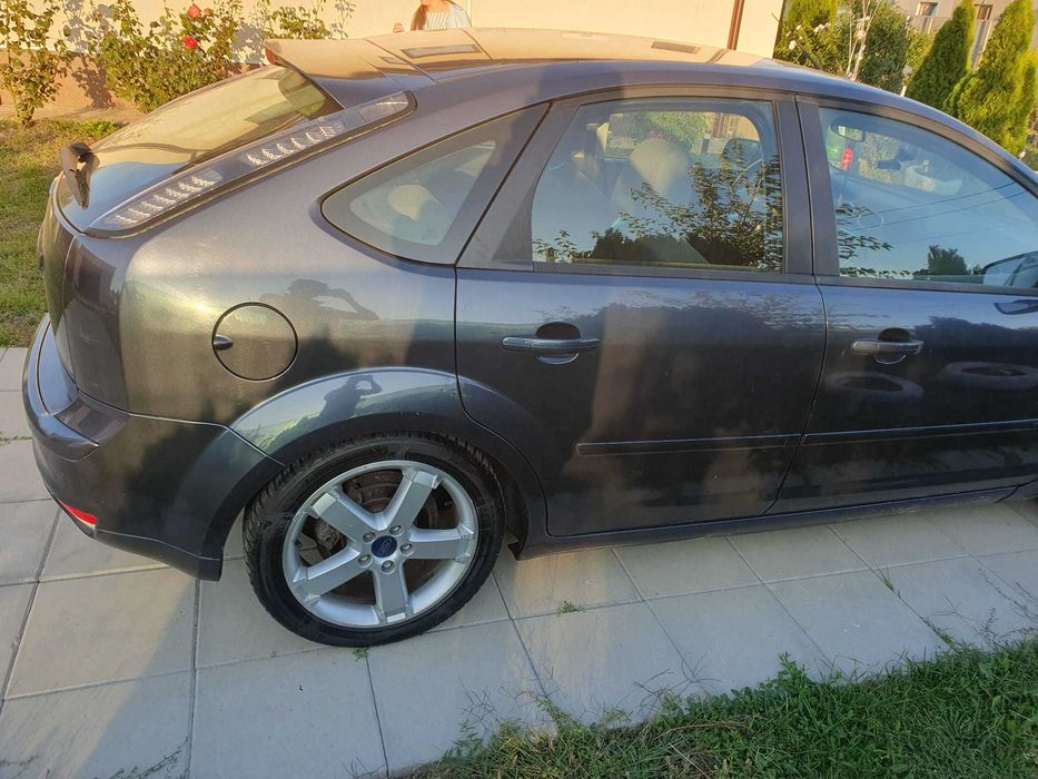 Ford Focus mk2 1.6 benzina