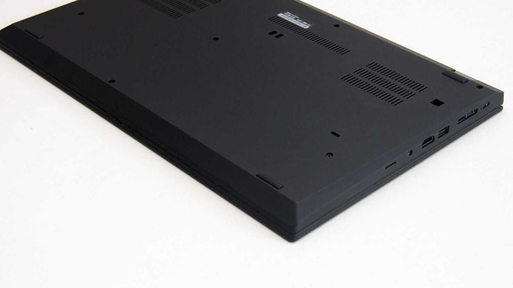 Лаптоп Lenovo ThinkPad P53s i7-8665U 16GB 512GB P520 FHD ГАРАНЦИЯ