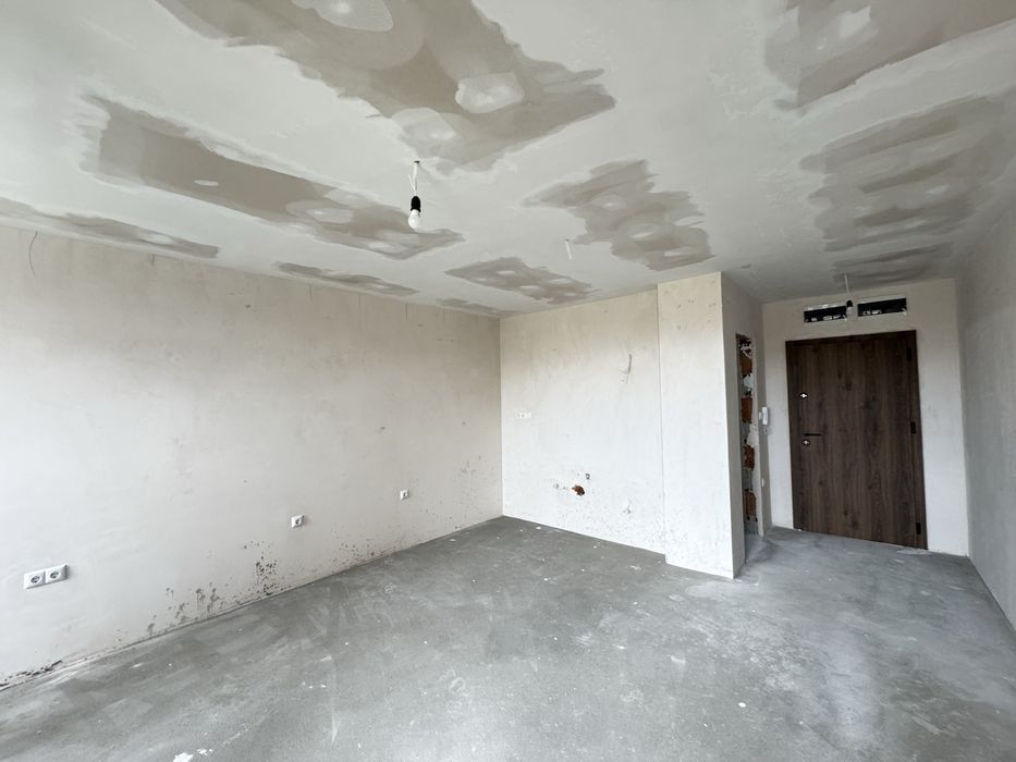 Продава се Едностаен апартамент в Казанлък - 41 кв.м за 858 €/кв.м - Снимка #2