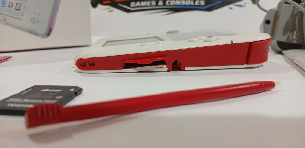 Nintendo 2DS С кутия