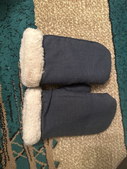 Продам мужские варежки