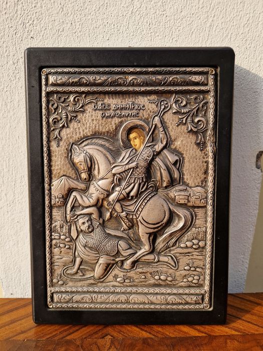 Прекрасна английска сребърна икона Свети Димитър