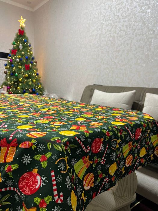Новогодний скатерты