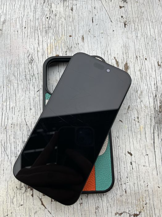 iPhone 15 pro черный