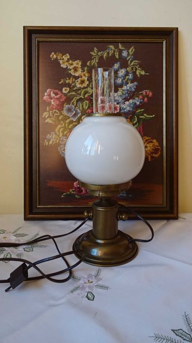 Винтидж настолна,  месингова лампа  в Рустик стил