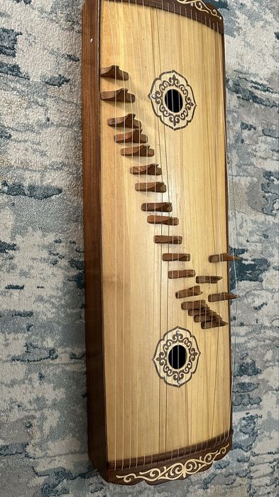 жетіген сатылады