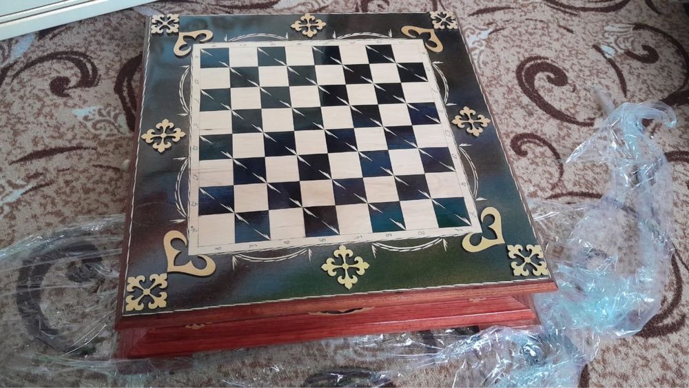 Шахматный ларец доска