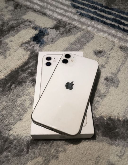 Продам Айфон 11 128ГБ емкость аккумулятора 79%