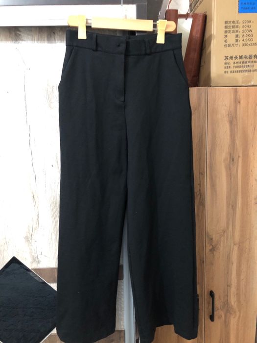 все вещи отдам по приемлимой цене йены начинаются от 50-100 тыс