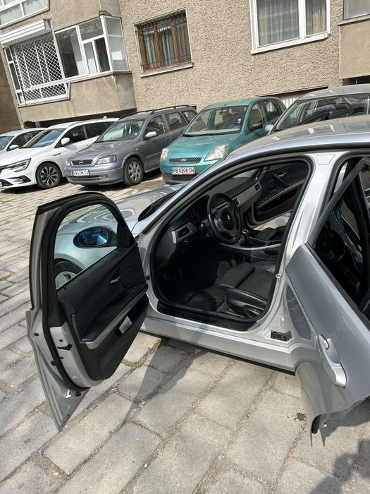 BMW 320 i в много добро състояние