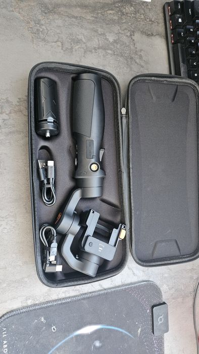 stabilizator gimbal camera de actiune