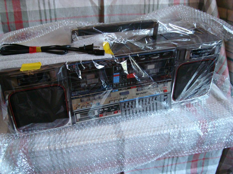 SHARP GF-800 Z (D) 1985 год. ORIG. MADE IN  JAPAN