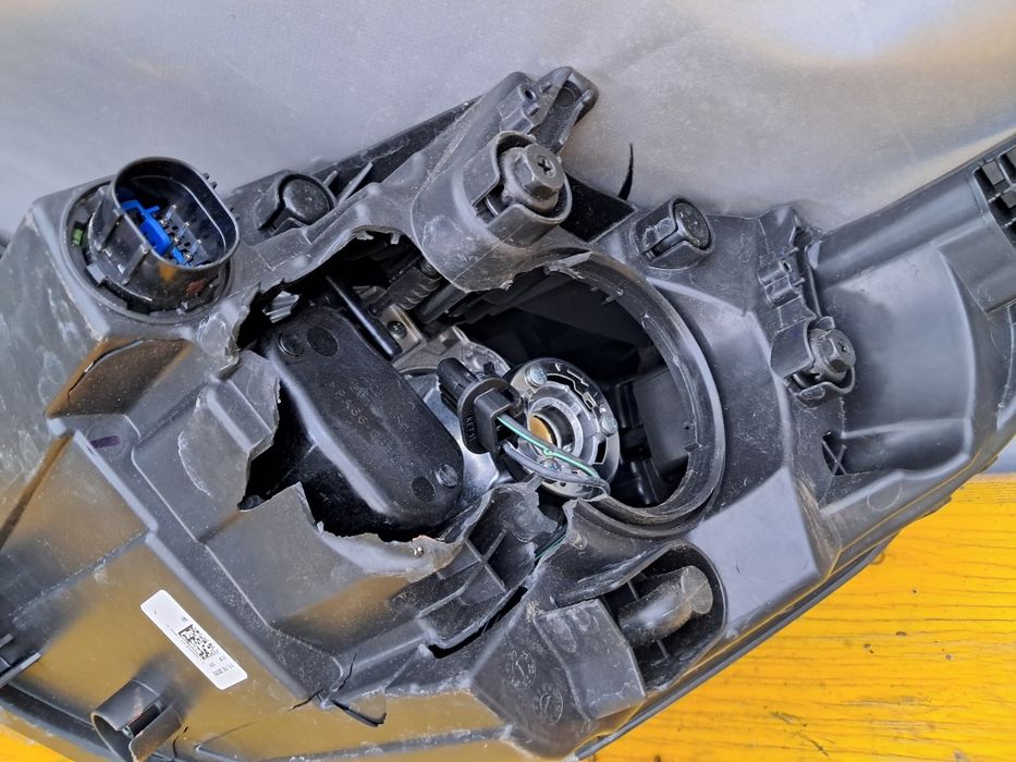 Фар Hyundai  i10 2020г
