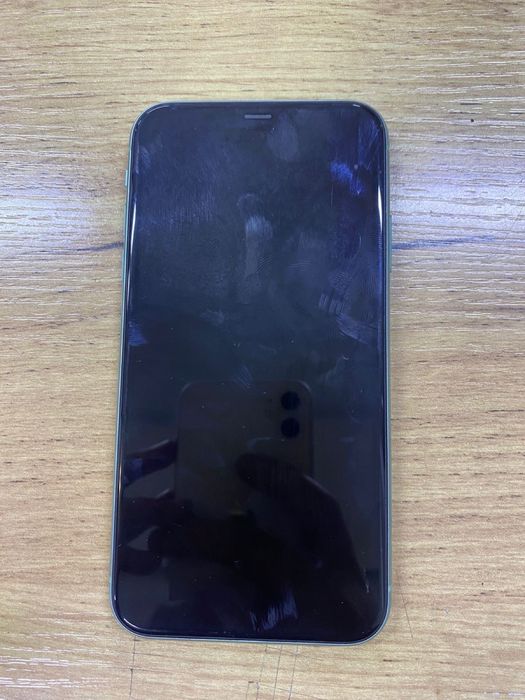 Сатылымда Айфон 11  жаксы жагдайда