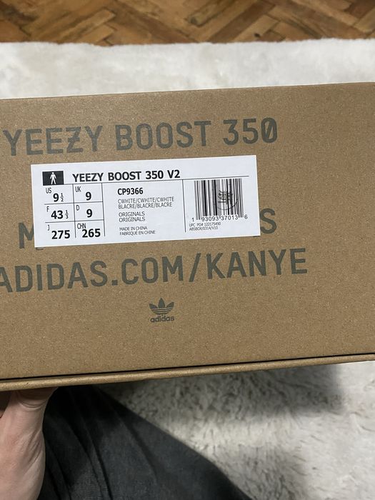 Yezzy 350 white