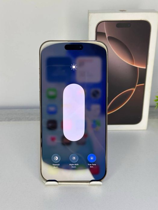 iPhone 16 Pro Max  АКБ: 94%  ЦП : 869 SSD: 1TB::