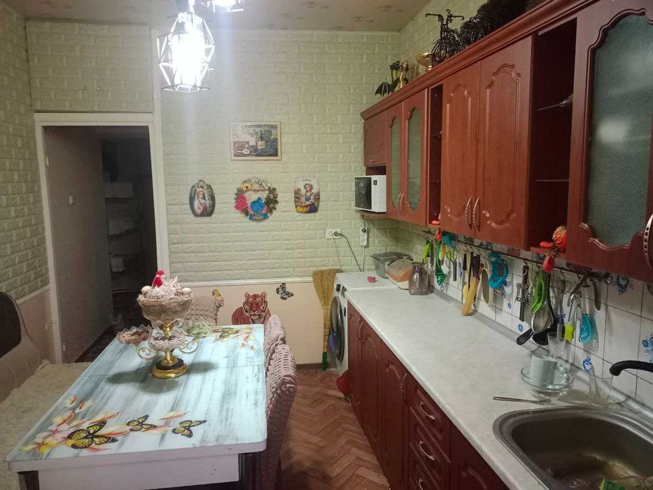 СРОЧНО!Продается Квартира 4-х комнатная Паркентский ,Паркентский Базар