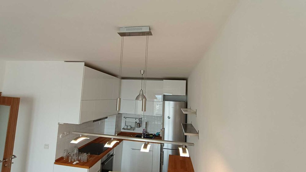 LED висяща лампа с димиране