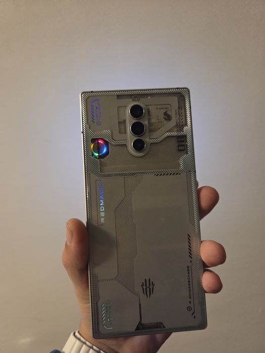 Nubia RedMagic 8s pro