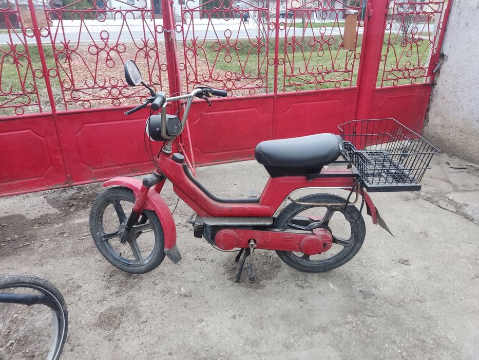 Vând moped Piaggio si