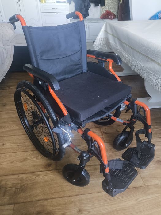 Инвалидная коляска platinum 1000