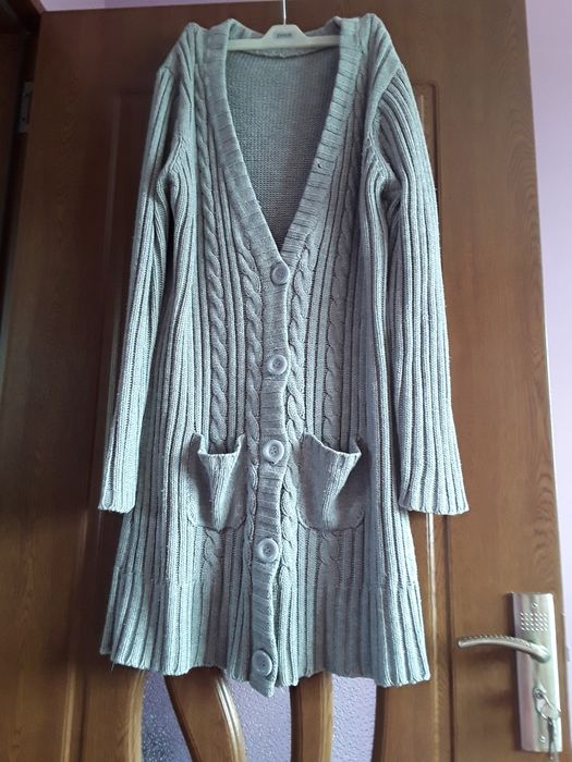 Vând Cardigan Damă Lung Gros de Iarnă Mărimea XL-XXL