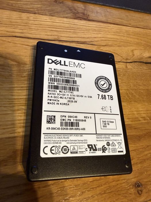 SSD Dell EMC 7.68TB SAS 12Gbps Enterprise 2.5” Samsung PM1643a