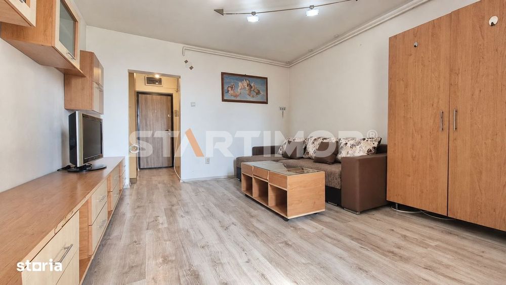 Garsoniera zona Piata Astra