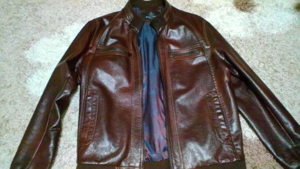Продам кожаную куртку