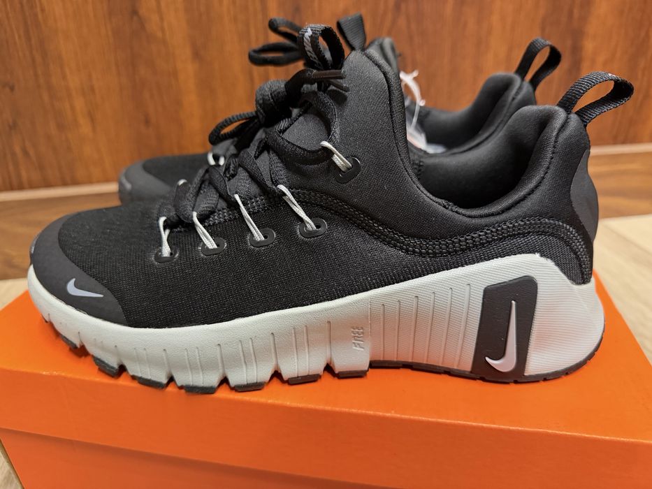 Кроссовки NIKE Metcon 6