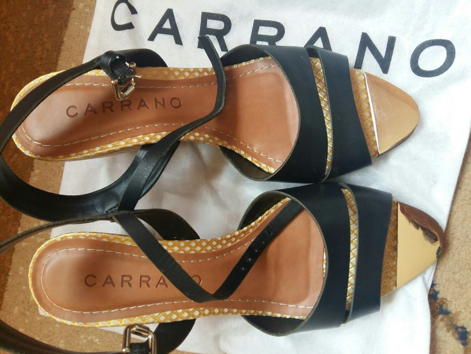 Сандали на платформа Carrano н. 36
