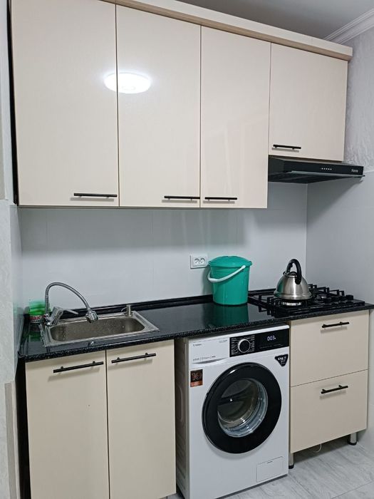 Срочно сдается 3 комнатная квартира Бульвар