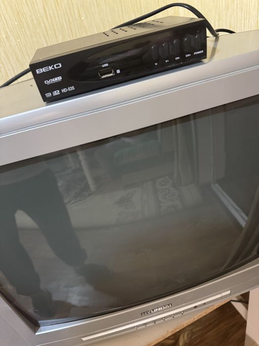 Продам Телевизор и тунер