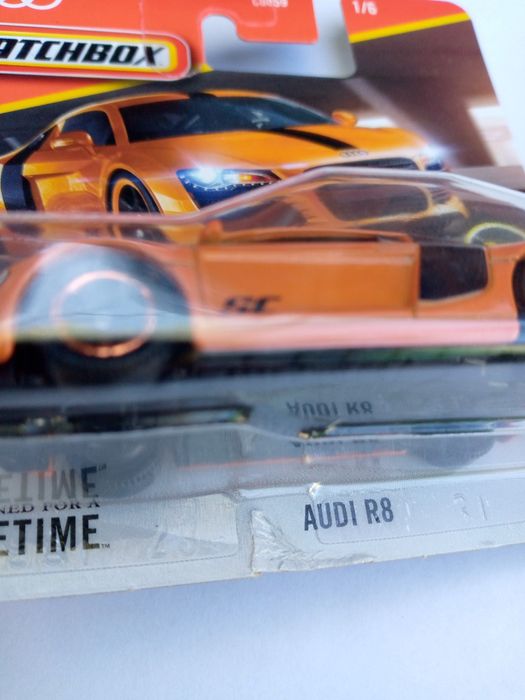 Модель Audi R8 Matchbox Super Chase