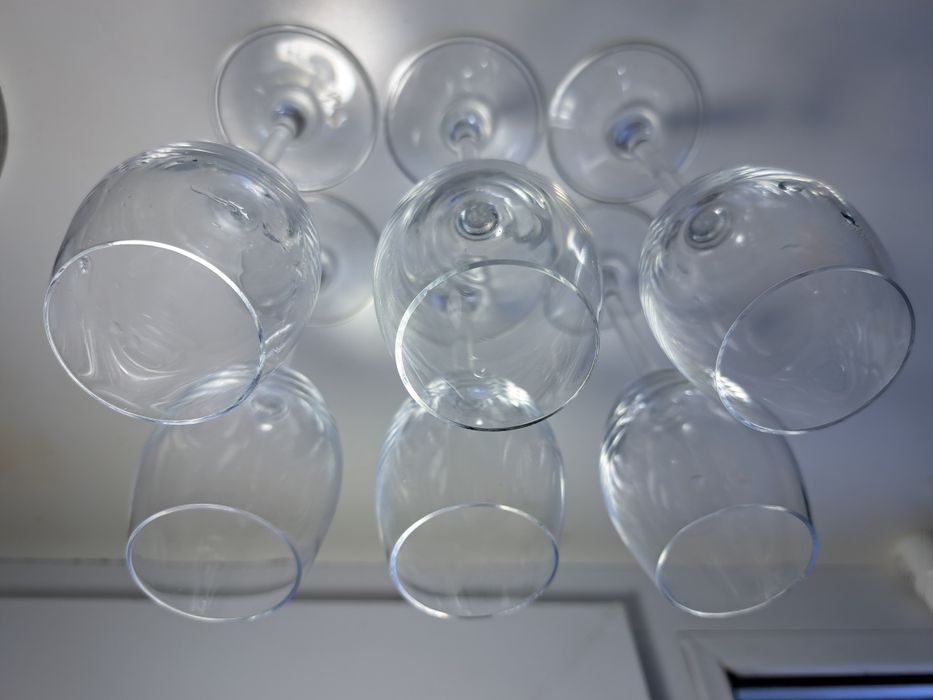 Продаю рюмки на длинной ножке