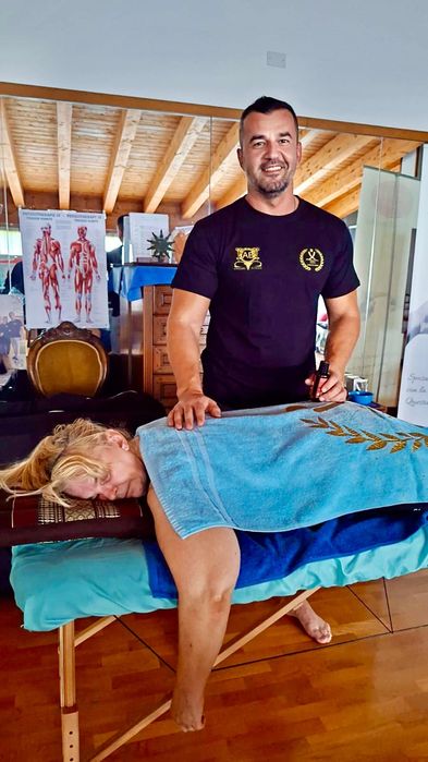 Salon central ( Sau masaj la domiciliu)