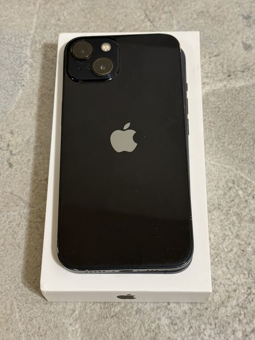 Vand Iphone 13 black