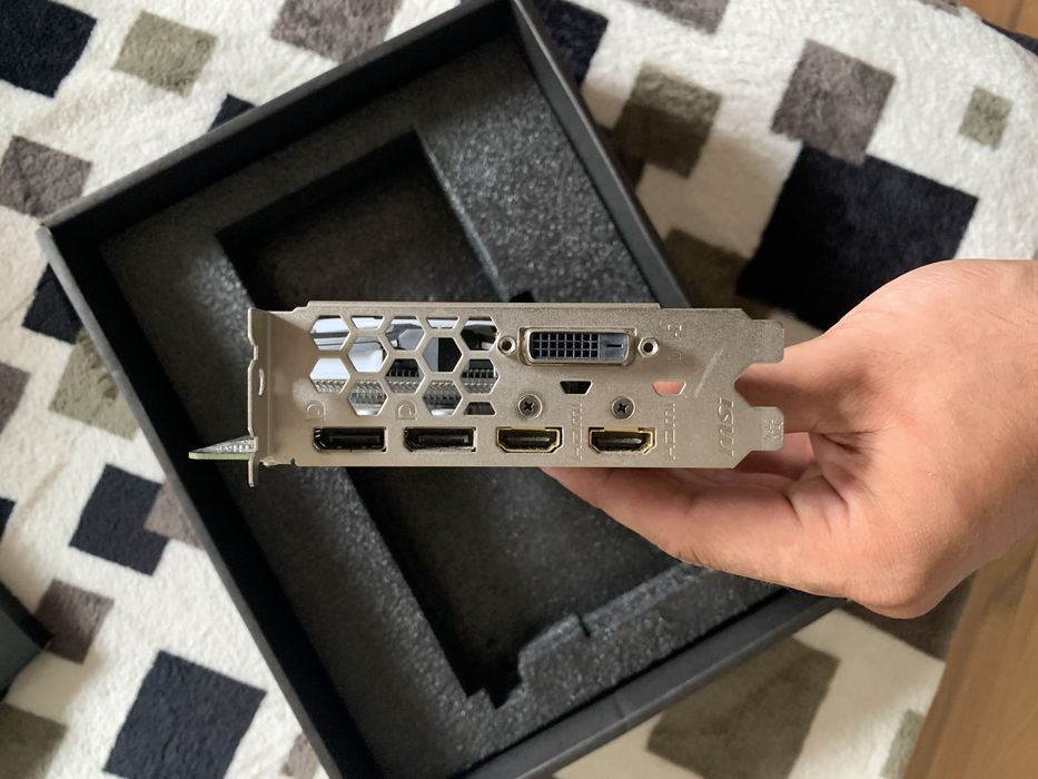 Placa video msi radeon rx 580 armor oc 8gb gddr5 full box