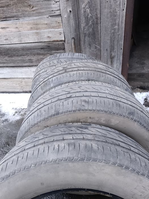 Шины летние 215/60/16