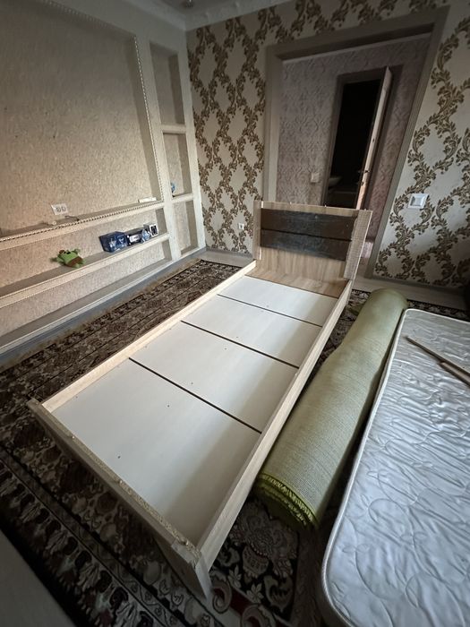 Продам Кровать односпальная