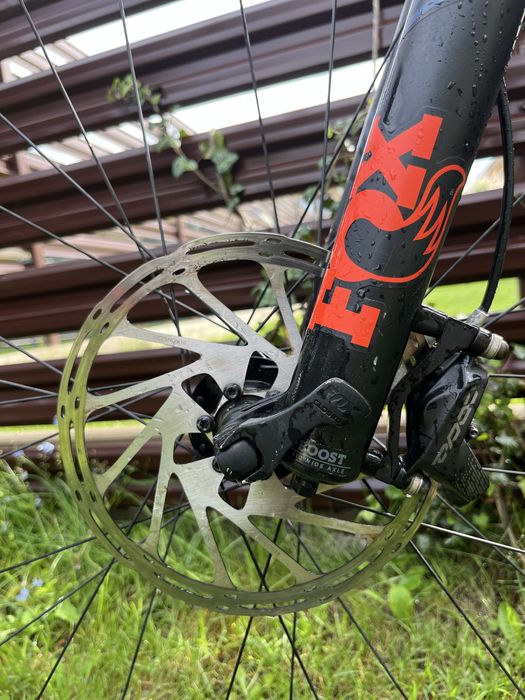 YT Capra AL Comp 2019 - ca noua
