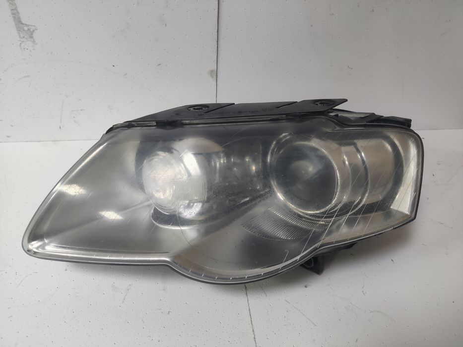 3C0941751K Far xenon stanga adaptiv Volkswagen Passat B6 3C0 2010