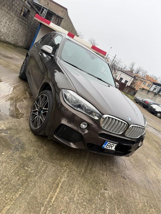 Bmw X5 50M d INDIVIDUAL 381 cp 2015 full option variante rate schimb