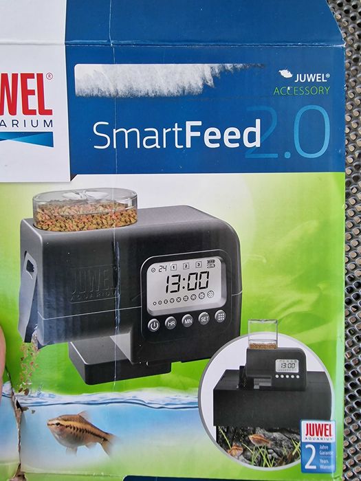 Hrănitor automat Juwel