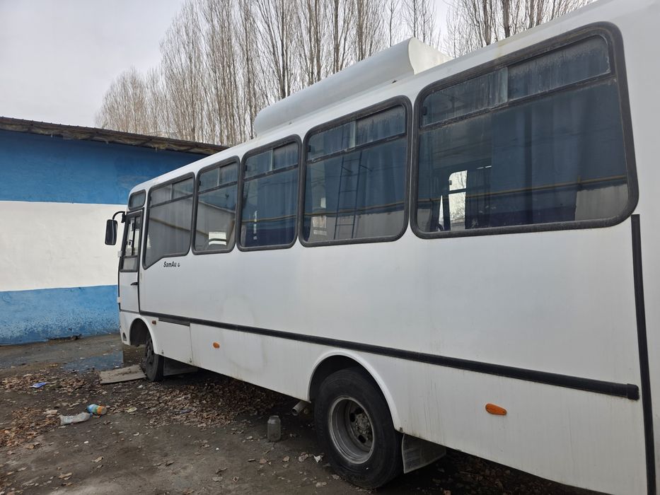 Isuzu avtobus Исузу