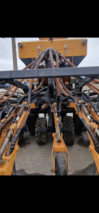 Semanatoare direct in miriste - strip till - 4 m Mzuri Pro Till