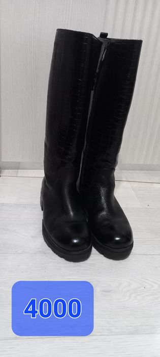 Продам зимнию обувь